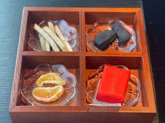 -花潮料理艺食馆(成都万象城店)