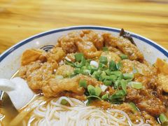 -螺阿牛柳州螺蛳粉·特色煲仔饭