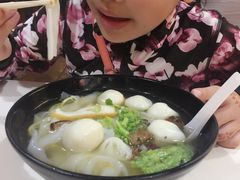 -纽顿熟食中心