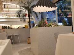 -春树下·树屋花房西餐厅(罍街AS1980店)