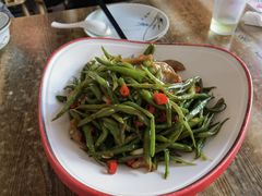 干煸豆角盖饭-得仁酒家(东四十一条店)