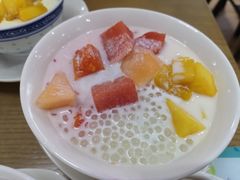 杂果芋圆西米-遇见甜品站(魁奇店)