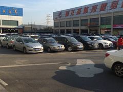 -健龙森俱乐部·游泳·健身·羽毛球综合体育馆