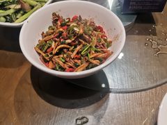 -黄泥岗·地道湖北菜(奥特莱斯店)