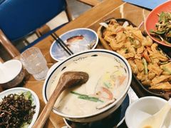 -雀舞云南菜(天津天河城购物中心店)
