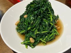 -黄泥岗·地道湖北菜(奥特莱斯店)