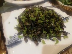 -蔼若春.传承三十年云南菜(金碧公园店)