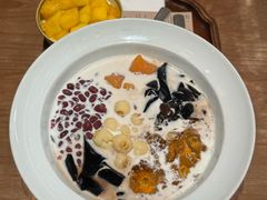 -RUXU入续糖水铺与包(卓悦中心店)
