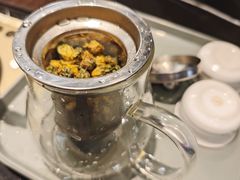 罗汉果加菊花-龙凤点心饼家·39年老字号(松岗店)