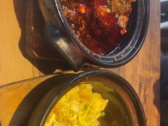 -有红鸡毛店·砂锅菜(抚琴夜市店)