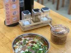 -遵义虾子张六羊肉粉(金码头店)