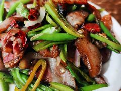 尖椒爆卤肉-胖娃滋补蹄花