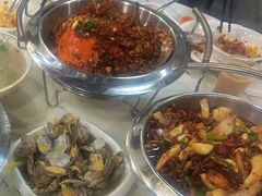 -凤凰路何眼镜香辣蟹(花果园店)