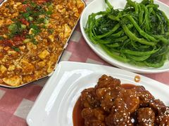-洪霞餐馆