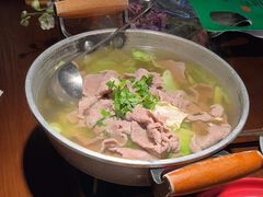 -全牛匠·乐山跷脚牛肉(西单华威约饭街店)