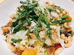 香煎鸡肉芦笋蘑菇沙拉-POKEE VIA&Brunch·维娅(重庆来福士店)