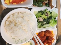 -老乡鸡(西岸凤巢店)