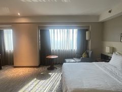 -广州中心皇冠假日酒店