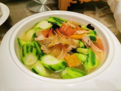 双耳丝瓜浸兰花蚌-白云宾馆·白云宴餐厅