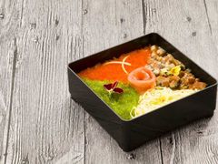 炫丽四格-东京爱上大连(中央大道店)