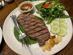 -Chom Cafe and Restaurant