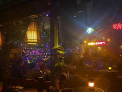 -城墙外BAR
