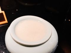印尼桃胶燕窝-老头儿油爆虾·知味杭州(爱琴海购物中心)