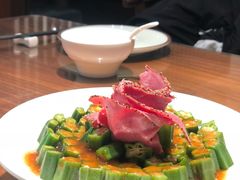 黑椒牛肉拼秋葵-将相和·海鲜蒸饺大连菜