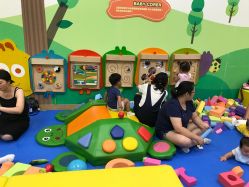 -莫莉幻想儿童乐园(武汉保利广场店)