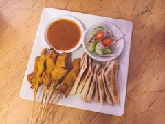 -J Daeng Seafood