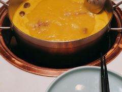 -洪氏嗨捞·猪肚鸡火锅(阳光天地店)