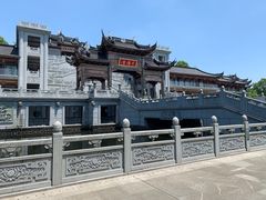 -龙天小镇