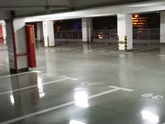 -淞虹路P+R停车场