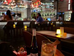 -FOUR PLAY BAR