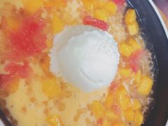 雪山杨枝甘露-三花奶奶的甜品(百联嘉定购物中心店)