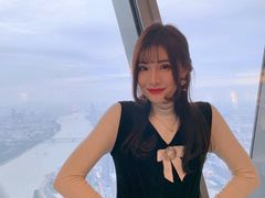 -广州塔卢特斯法国旋转餐厅