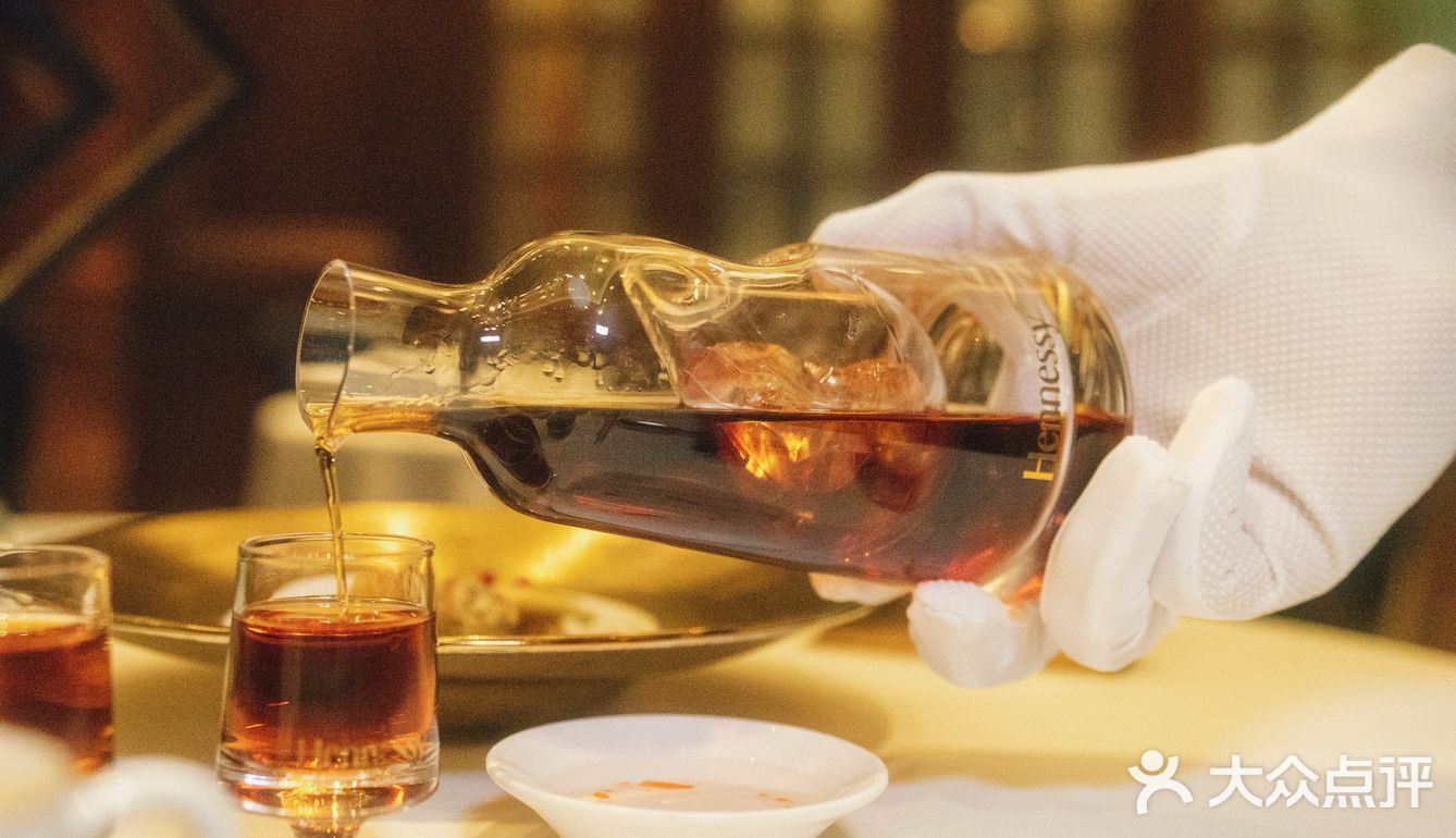 餐桌上一瓶美妙的干邑｜是对今天的理想犒赏