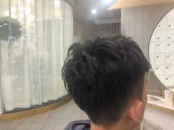 点击看大图 -八佰伴8008星级形象店