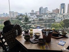 -包整·丝娃娃(甲秀楼景观店)