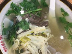 -小姜锅贴(凤凰街店)
