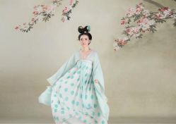点击看大图 -红颜印画古风汉服艺术摄影