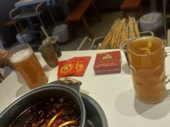 -钢管厂五区小郡肝串串香(蜀都万达店)