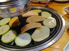 -唯成•韩国炭火烤肉 유성고기