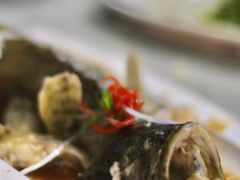 清蒸石斑鱼-四川小胡子海鲜(丁村万人海鲜广场店)