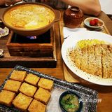 蛋很滑，一个人吃真的超级饱，份量足，炸豆腐外焦里嫩
