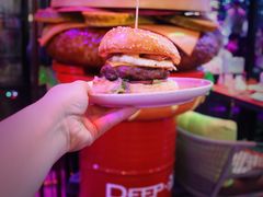 -DEEP·美式餐吧(五棵松华熙LIVE店)