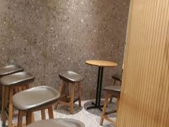 用餐区-星巴克(深圳港隆城分店)