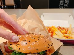 -麦当劳(乳山路店)