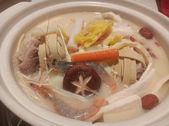 -三人行骨头王火锅(长寿店)