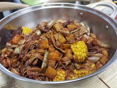 -内蒙焖面大盆骨餐馆(山大路店)